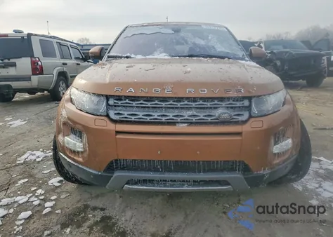 2015 Land Rover Range Rover Evoque Pure Premium z USA, uszkodzony, nr VIN SALVR2BG4FH956487
